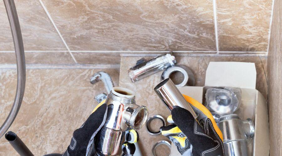 Professional gutter cleaning in East Providence, RI